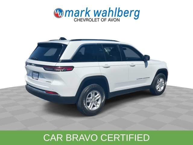 Used 2022 Jeep Grand Cherokee Laredo w/ Luxury Tech Group I AWD/4WD image 8