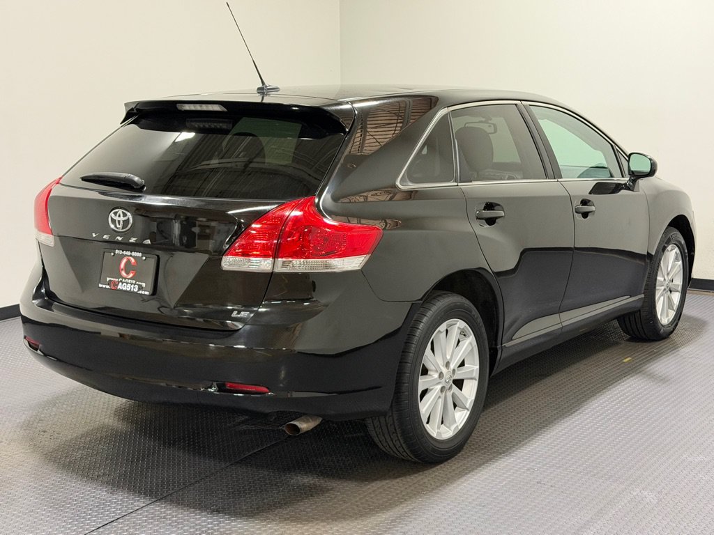 Used 2012 Toyota Venza LE FWD image 4