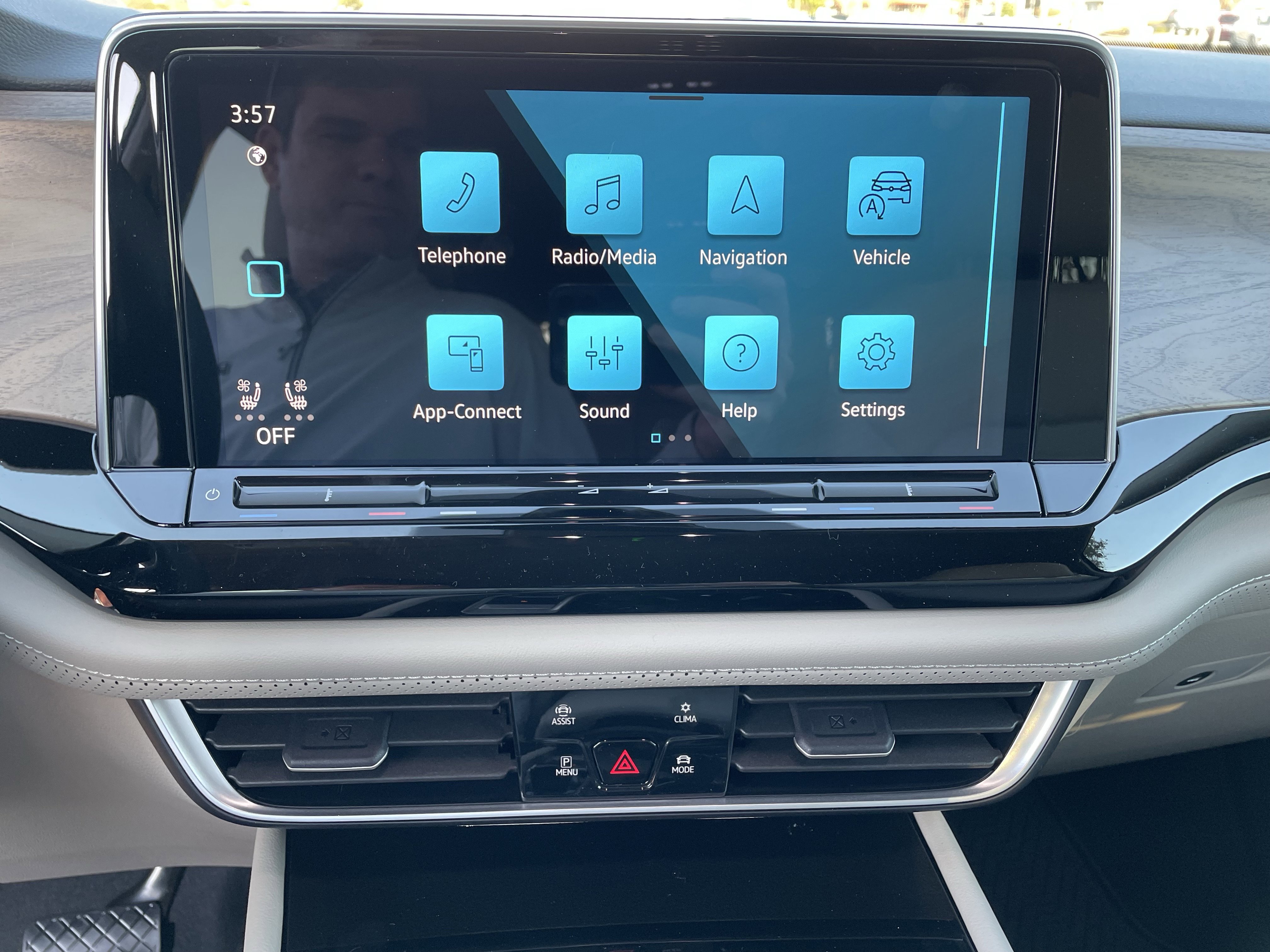New 2026 Volkswagen Atlas SE image 19