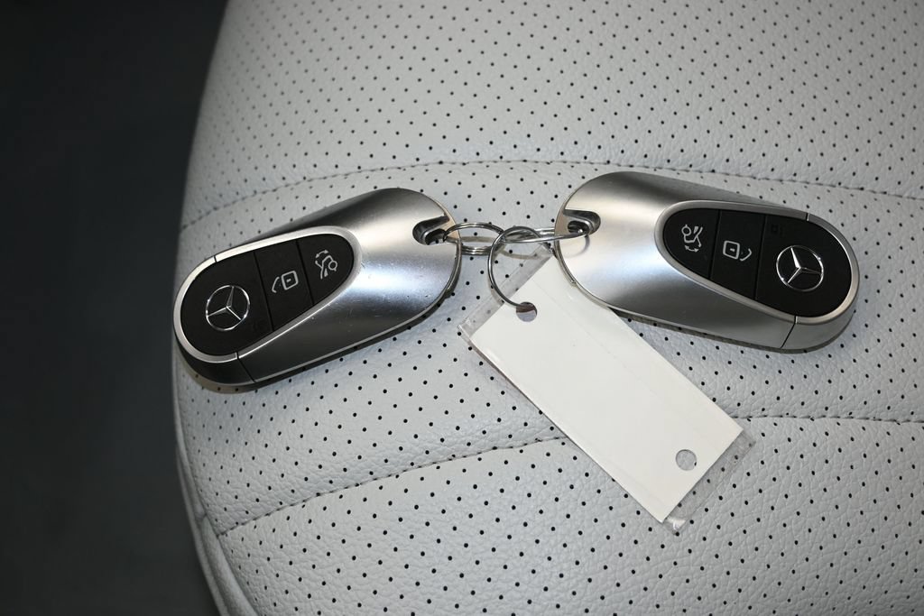 Used 2024 Mercedes-Benz EQE 350+ 4MATIC Sedan image 31