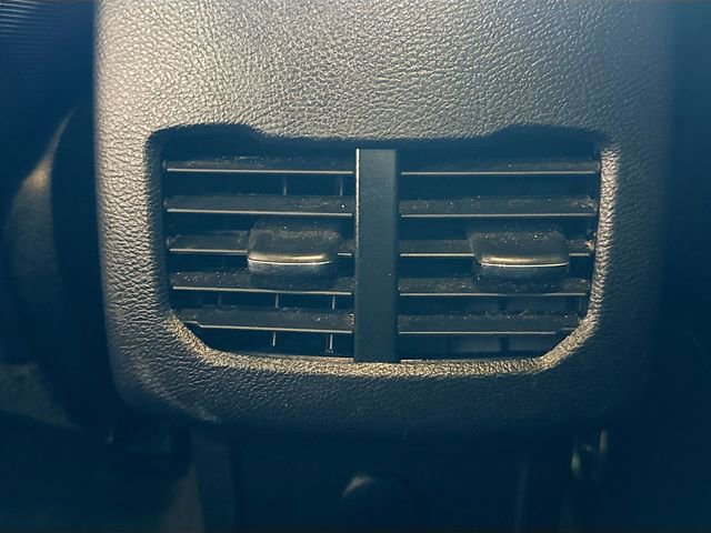 Used 2020 Ford Fusion SE w/ Equipment Group 151A image 24