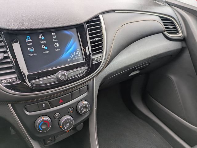 Used 2017 Chevrolet Trax LT image 11