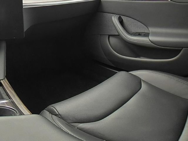 Used 2022 Tesla Model S image 24