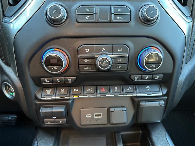 Used 2022 Chevrolet Silverado 2500 LTZ w/ LTZ Plus Package image 23