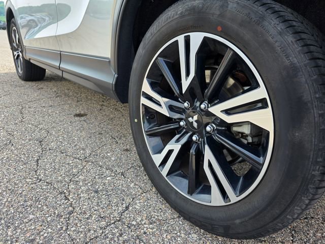 Used 2024 Mitsubishi Eclipse Cross SE image 36