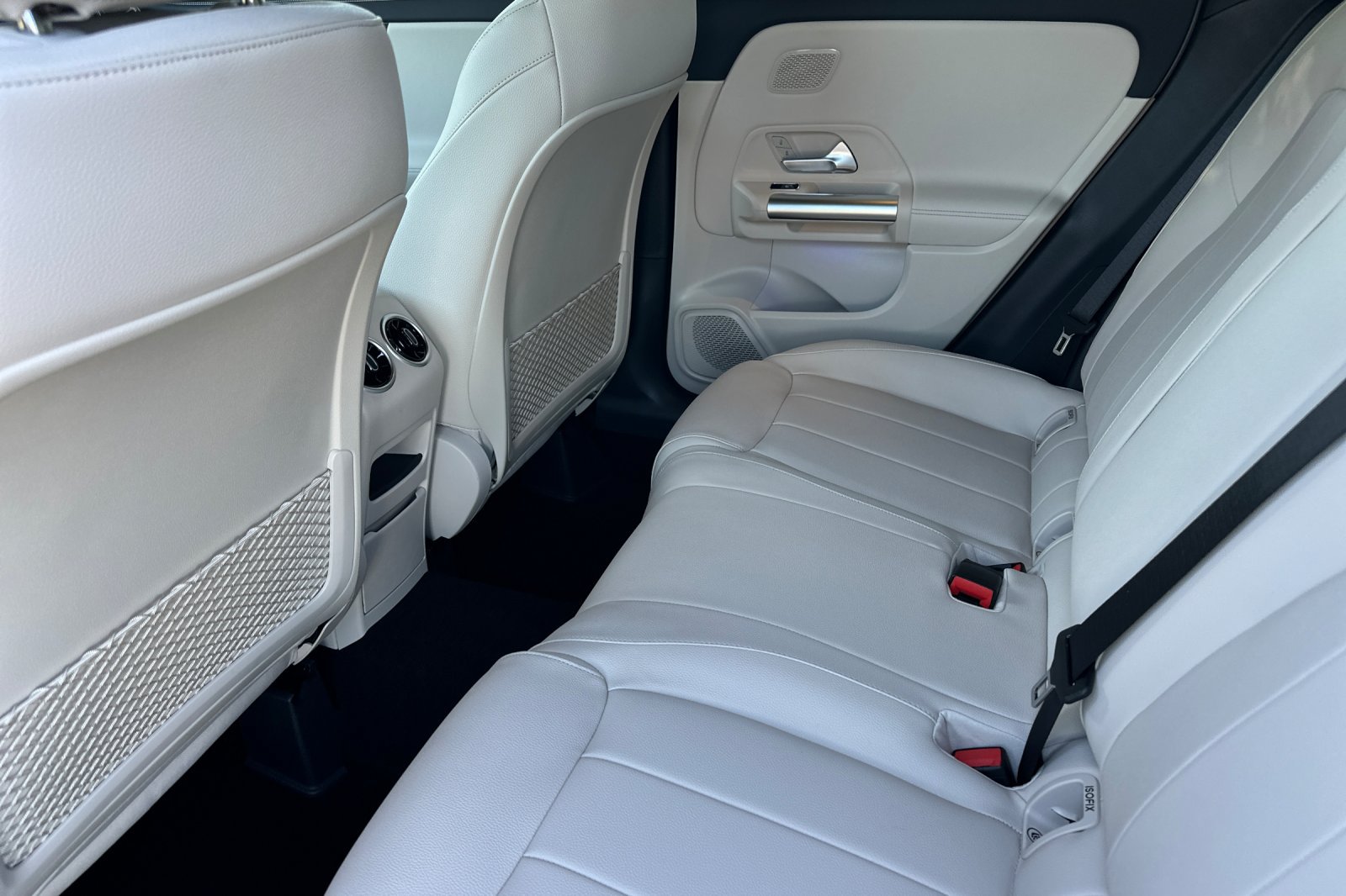 New 2026 Mercedes-Benz GLA 250 4MATIC image 12