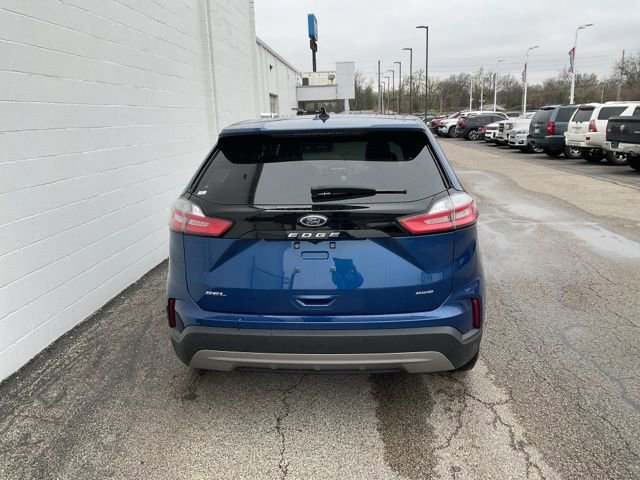 Used 2023 Ford Edge SEL image 6