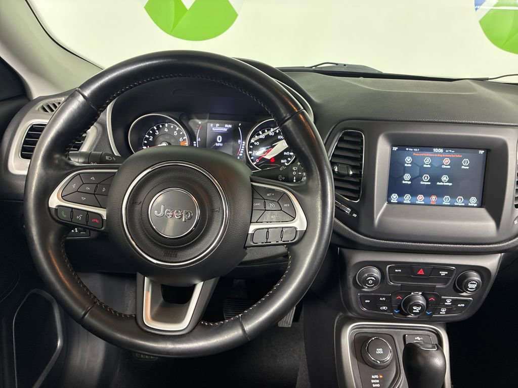 Used 2020 Jeep Compass Latitude image 15