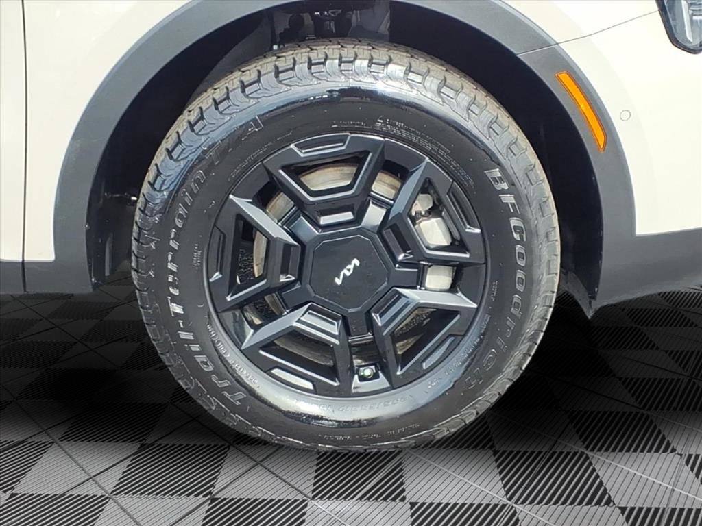 Used 2024 Kia Sorento SX Prestige image 11