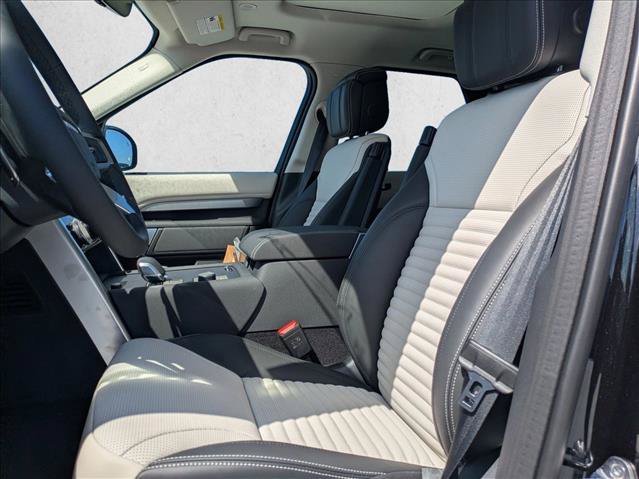 New 2026 Land Rover Discovery Dynamic SE AWD/4WD image 4