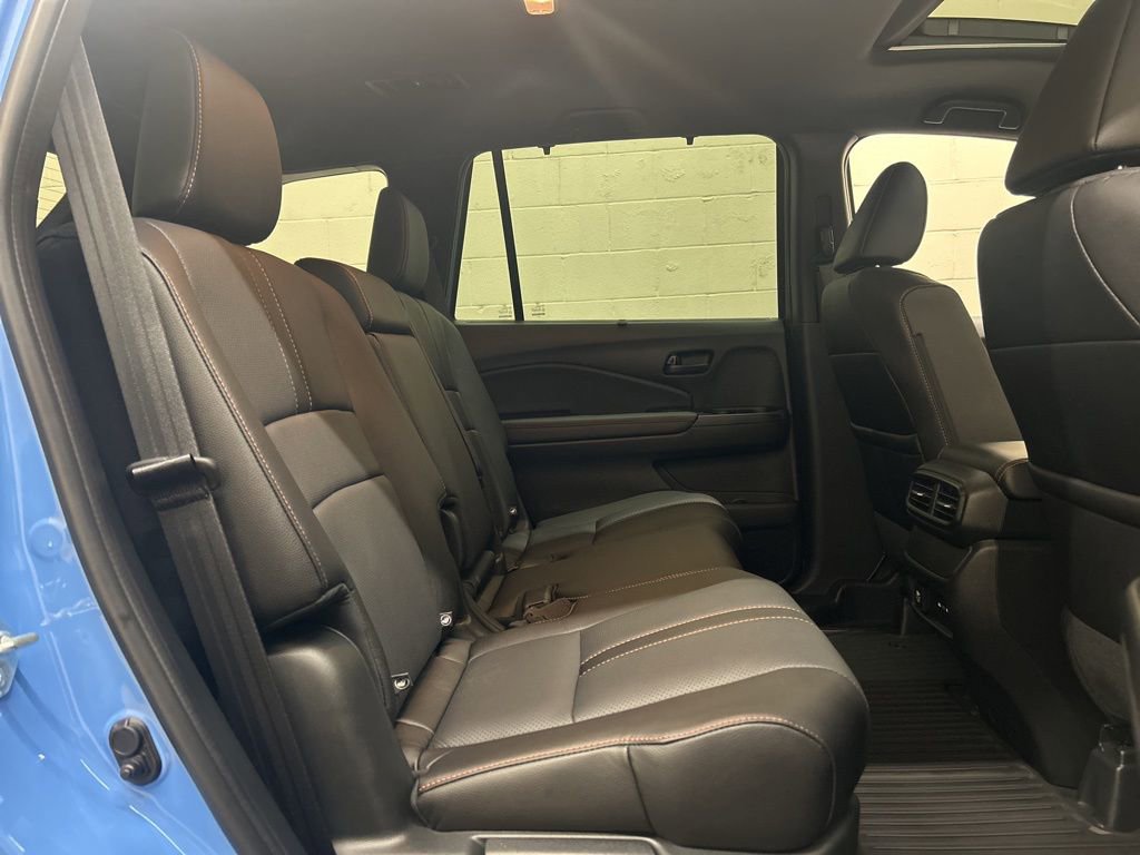 Used 2024 Honda Passport TrailSport image 9