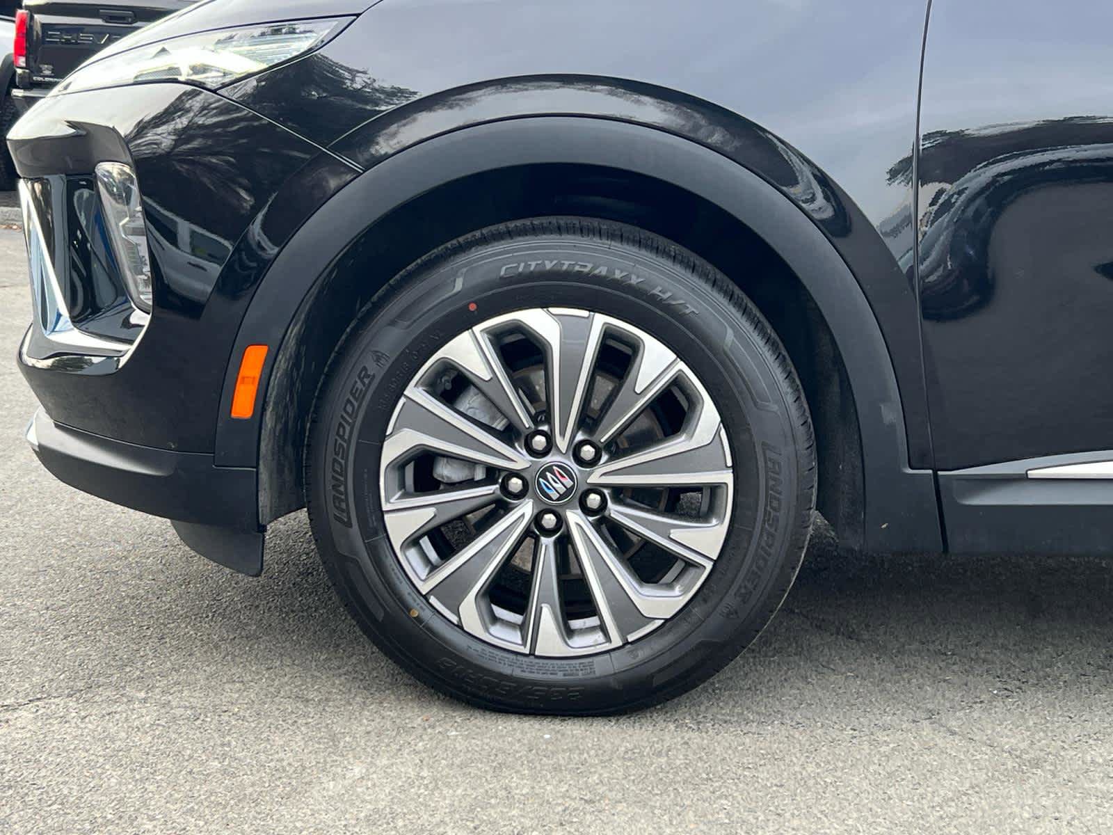 Certified 2024 Buick Envision Preferred AWD/4WD image 11