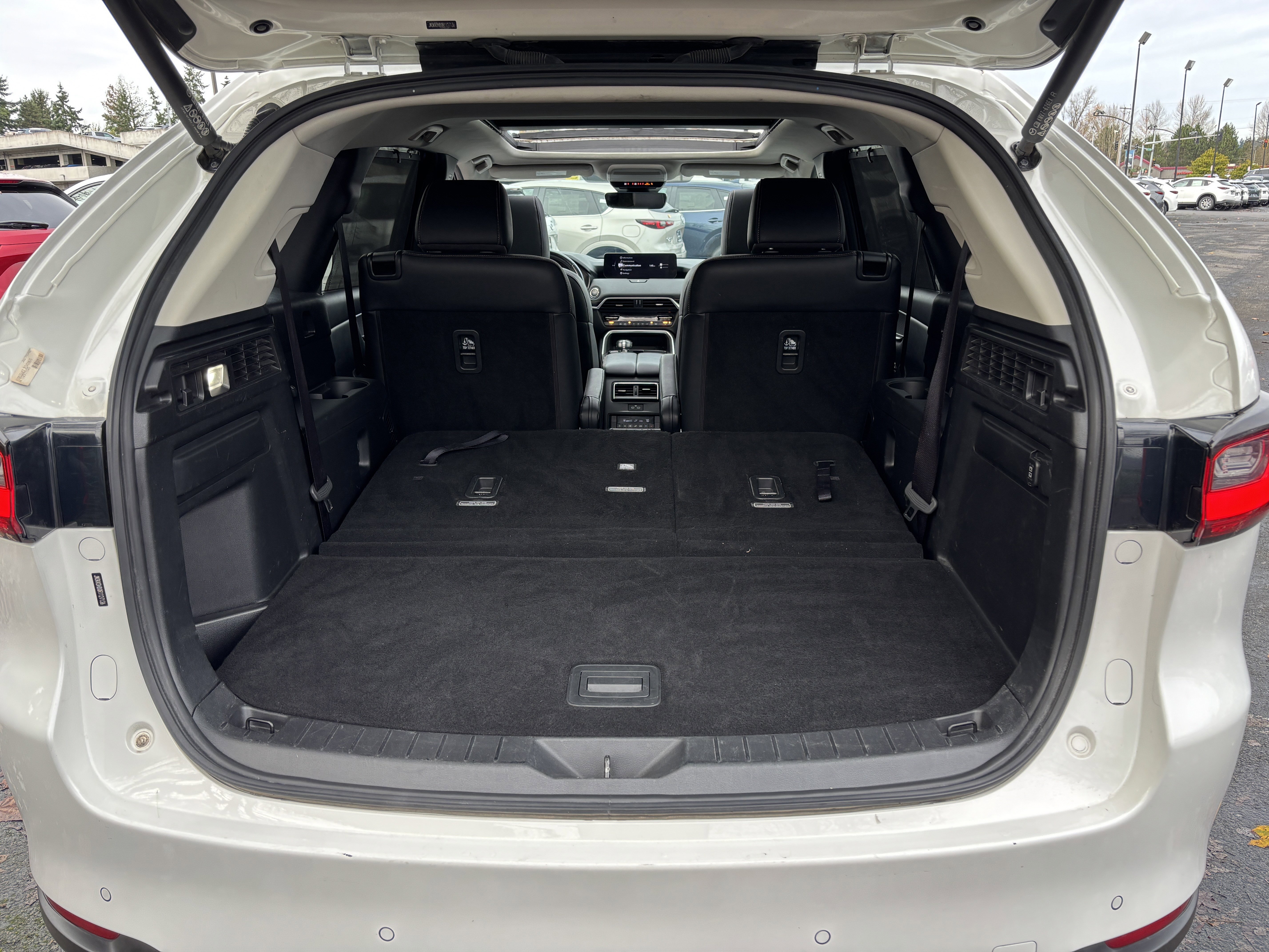 Used 2024 MAZDA CX-90 3.3 Turbo w/ Premium Package image 17