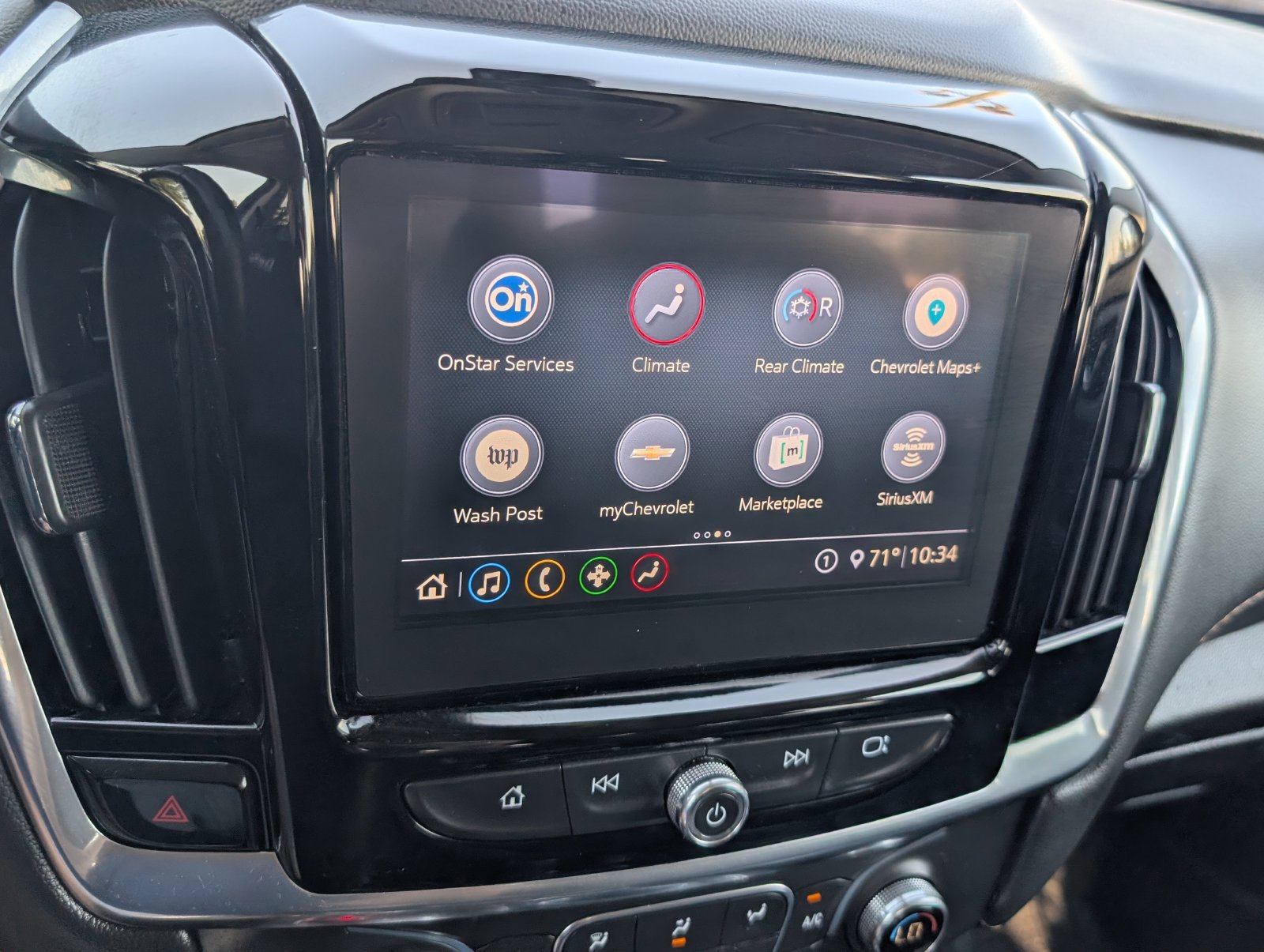 Used 2020 Chevrolet Traverse LT w/ LPO, Blackout Package AWD/4WD image 38