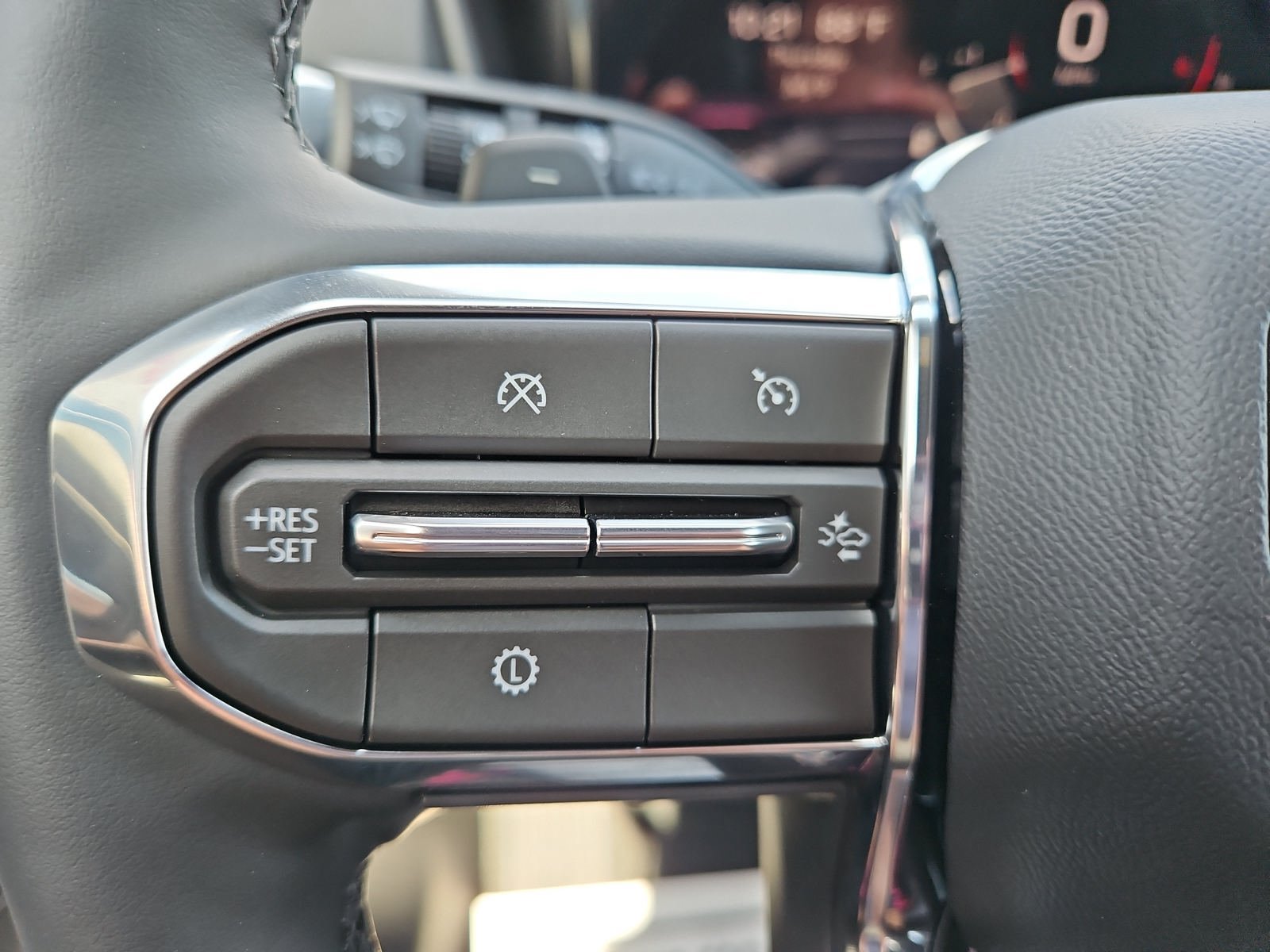 New 2027 GMC Terrain Elevation w/ Elevation Premium Package FWD image 12