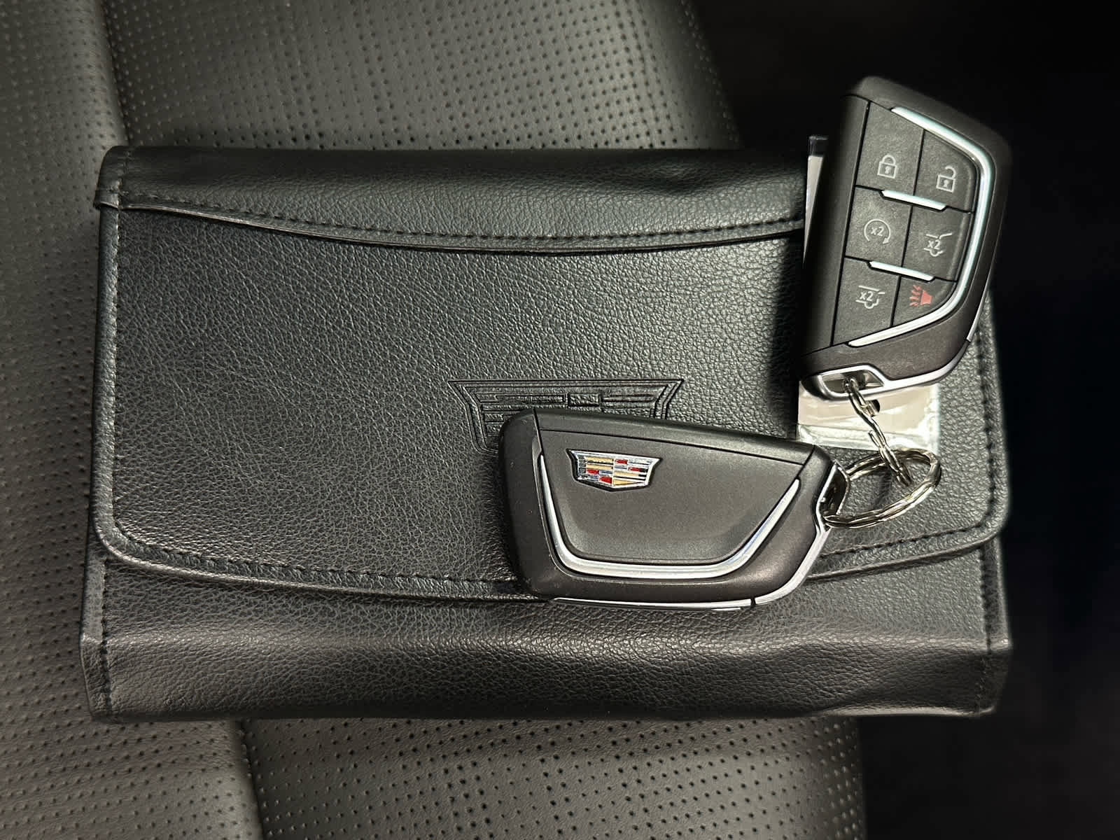 Used 2024 Cadillac Escalade Sport w/ LPO, ONYX Package AWD/4WD image 48