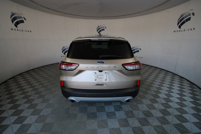 Used 2021 Ford Escape SE image 6