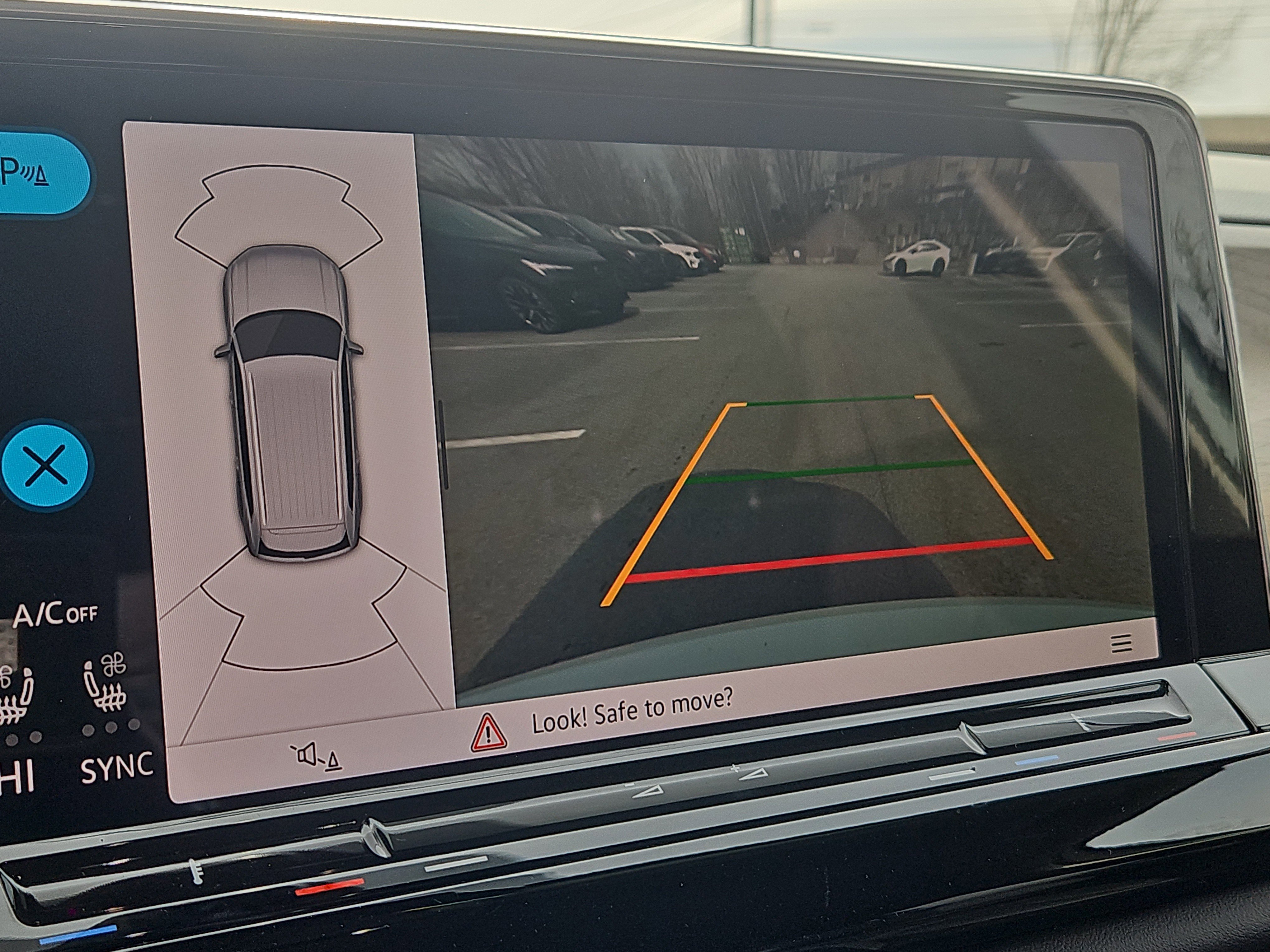 New 2026 Volkswagen Atlas SE image 8