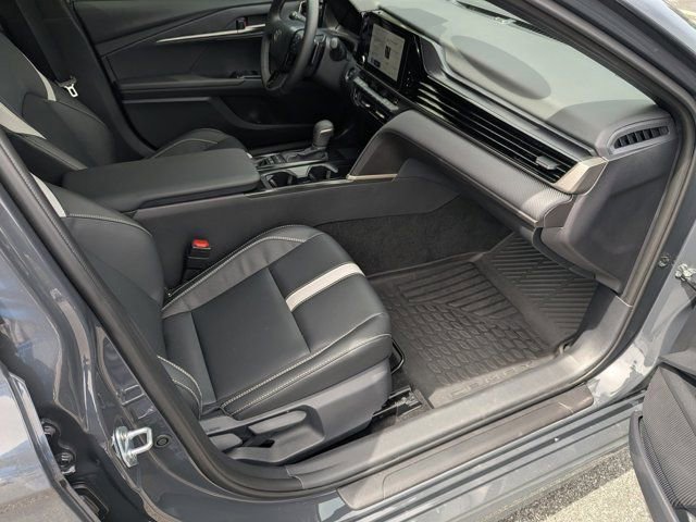 Used 2026 Toyota Camry SE w/ Convenience Package FWD image 12
