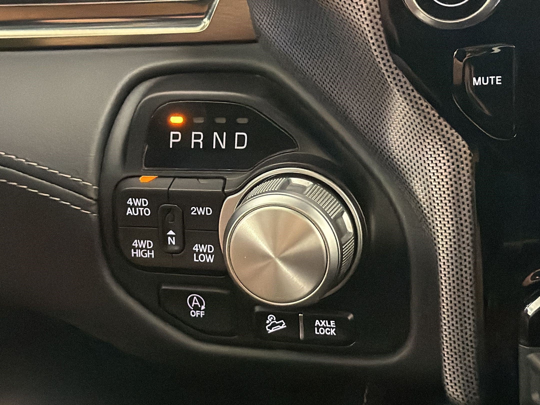 Used 2020 RAM 1500 Limited AWD/4WD image 16