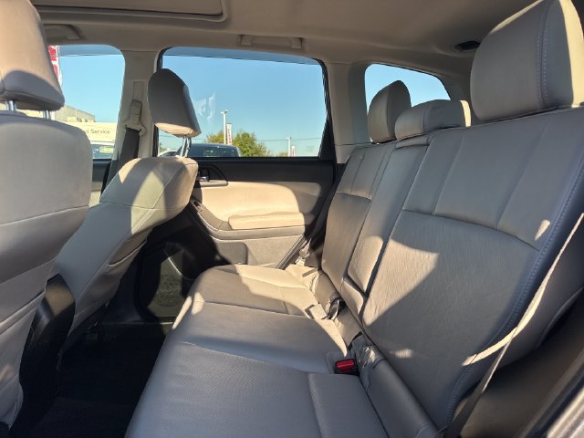 Used 2015 Subaru Forester 2.5i Limited AWD/4WD image 11