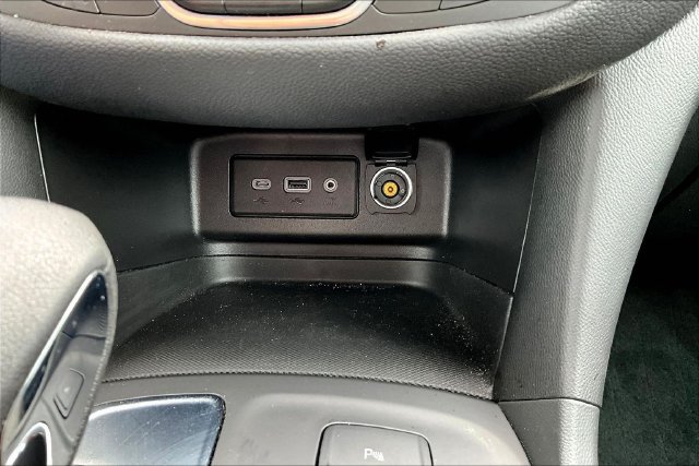 Used 2023 Chevrolet Equinox LT FWD image 15