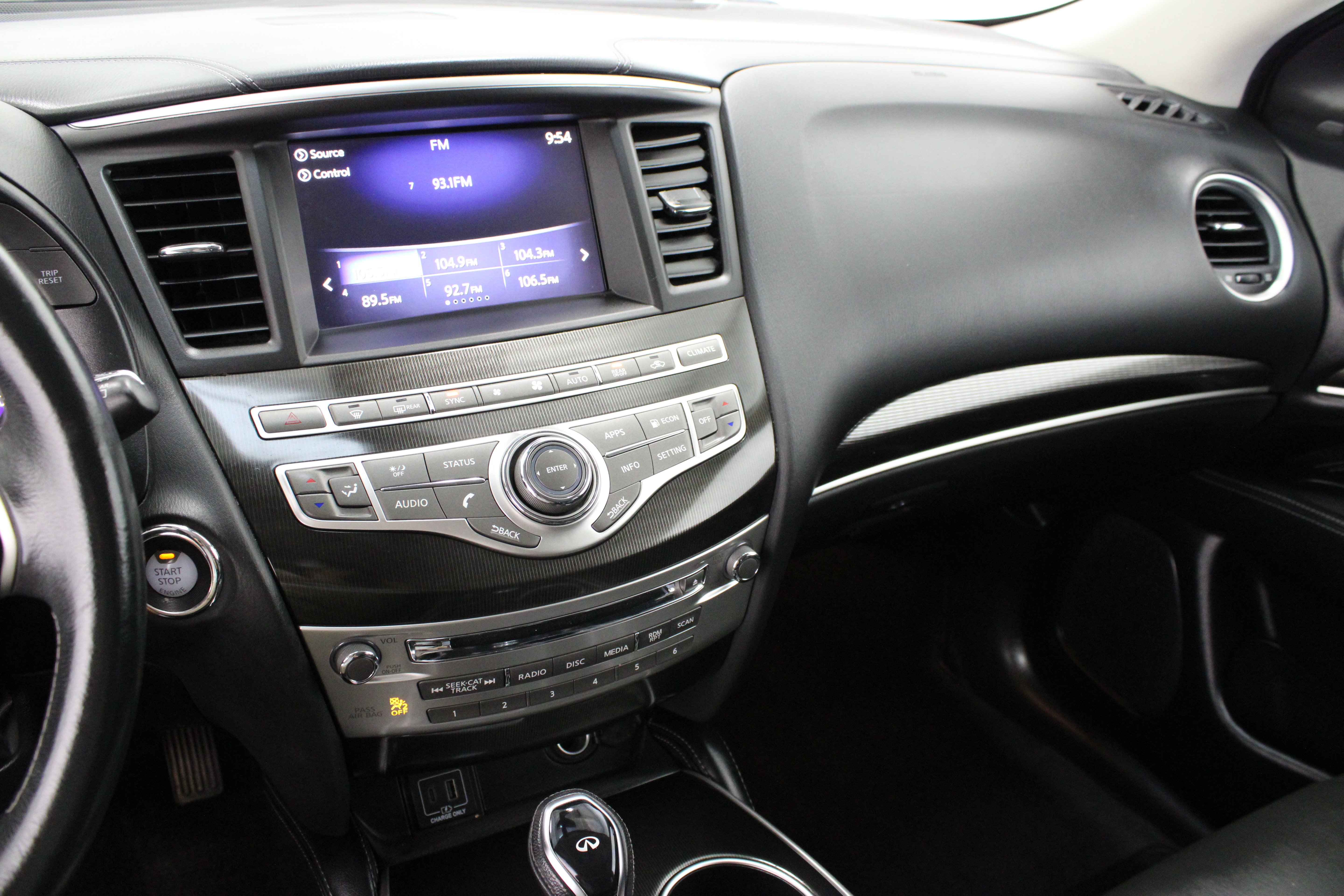 Used 2019 INFINITI QX60 Pure AWD/4WD image 16