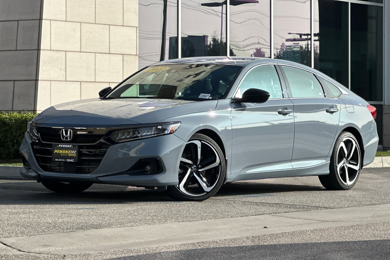 Used 2022 Honda Accord Sport image 8