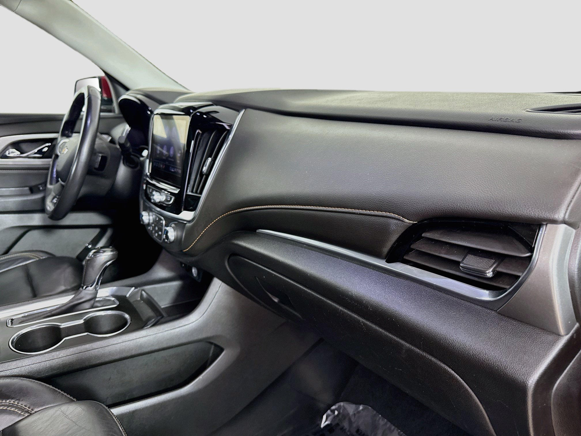 Used 2020 Chevrolet Traverse LT FWD image 30