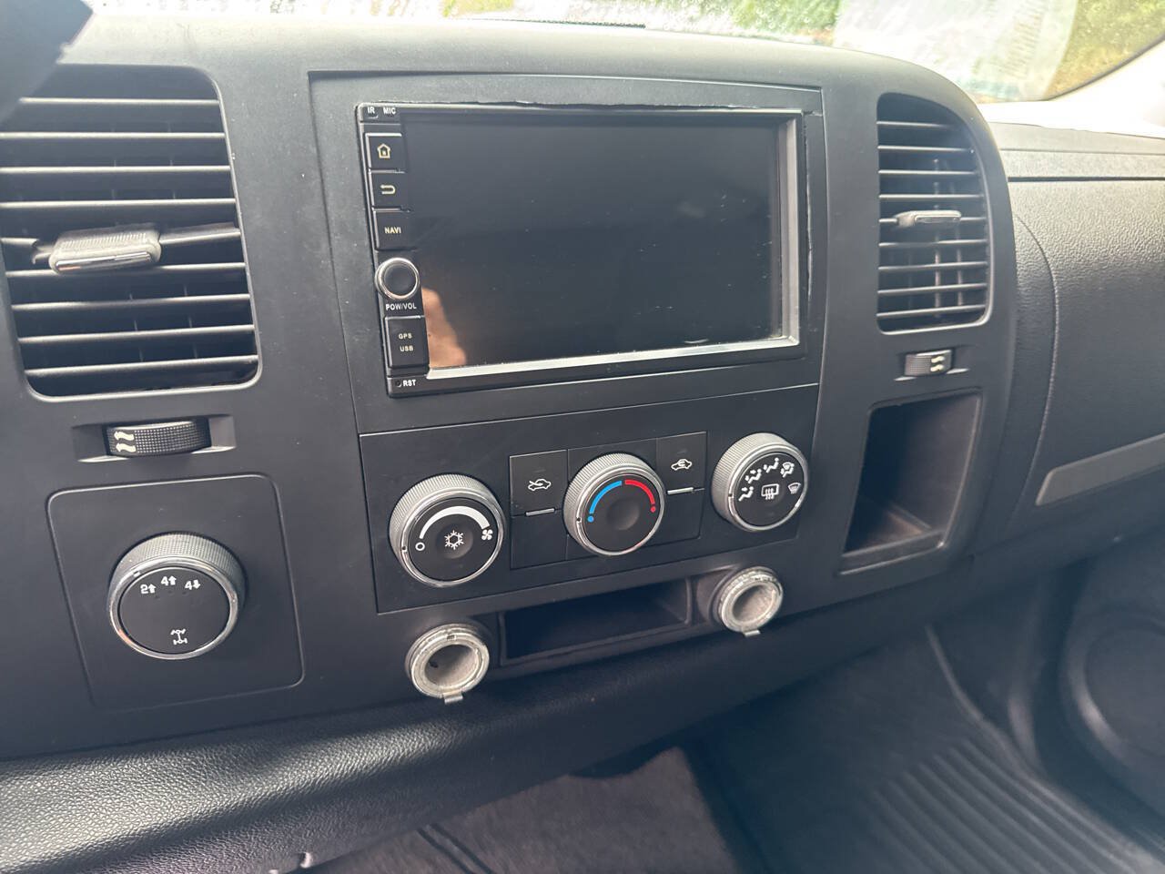 Used 2007 Chevrolet Silverado 2500 LT AWD/4WD image 19