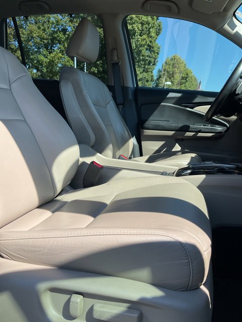 Used 2016 Honda Pilot Touring image 21