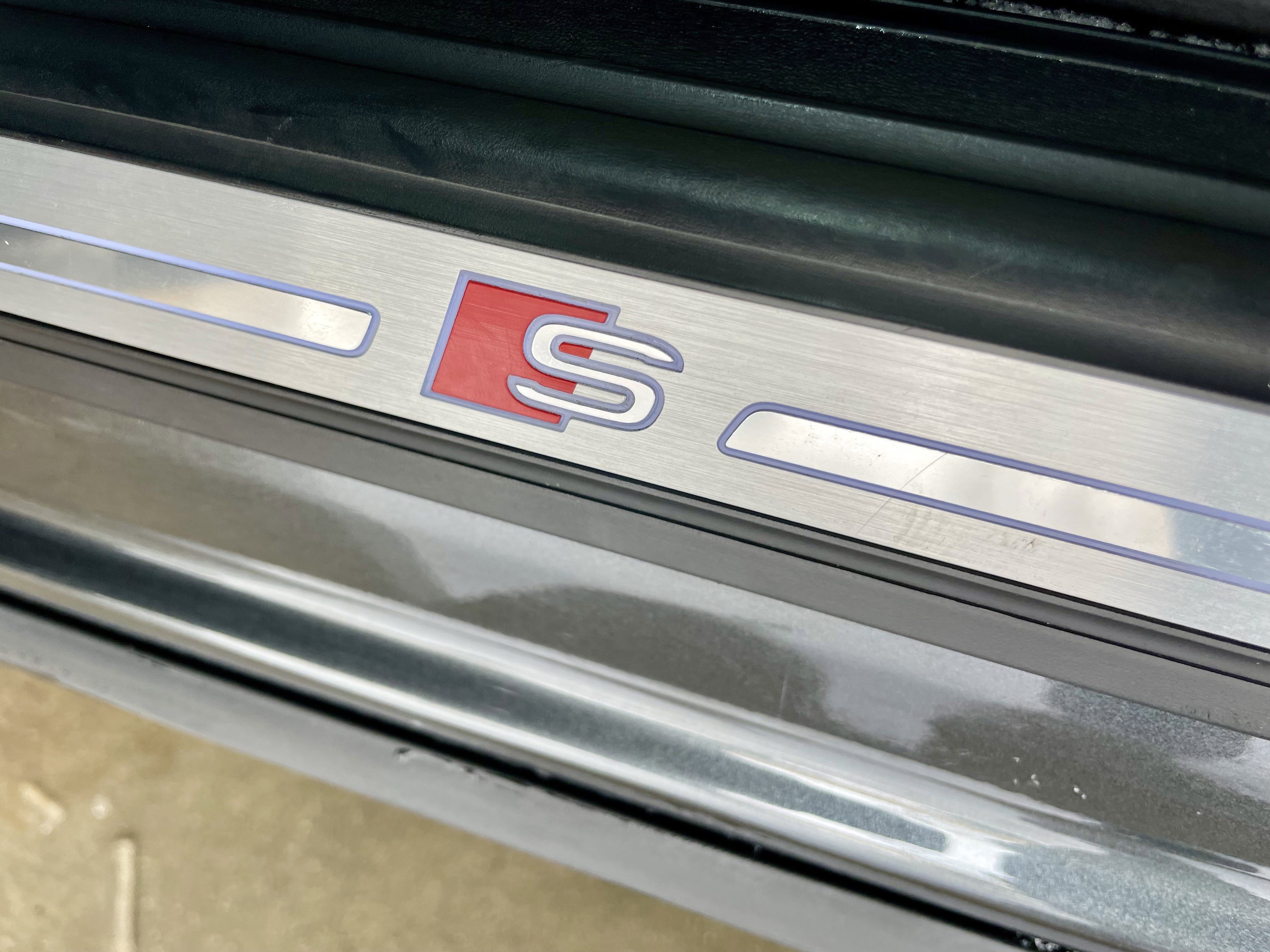 Used 2024 Audi SQ5 Premium Plus w/ Premium Plus Package image 37