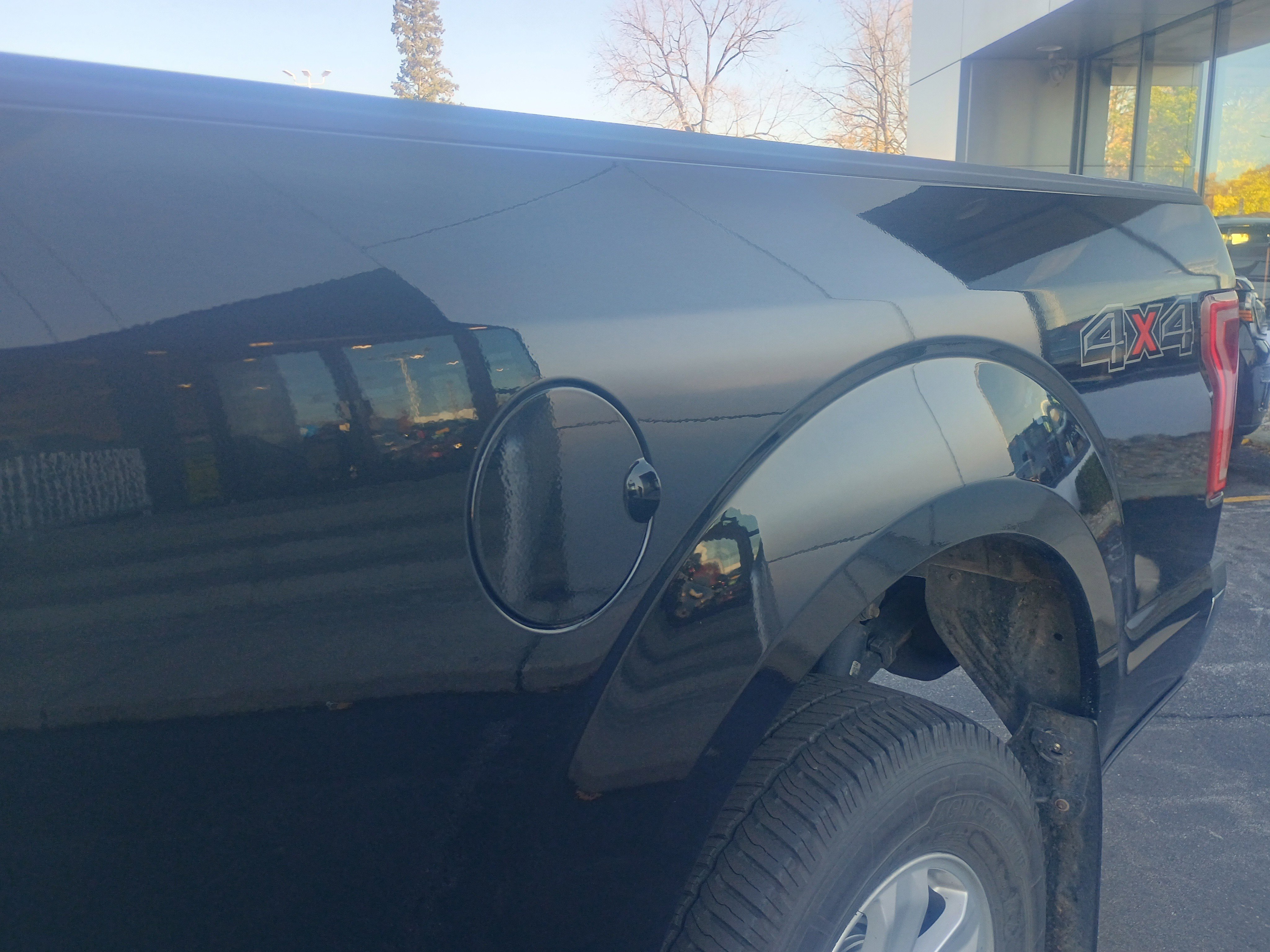 Used 2017 Ford F150 XLT image 8