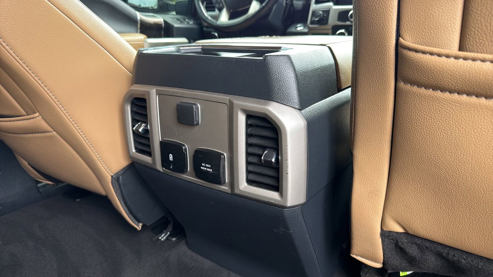 Used 2022 Ford F250 Lariat w/ Lariat Ultimate Package AWD/4WD image 24