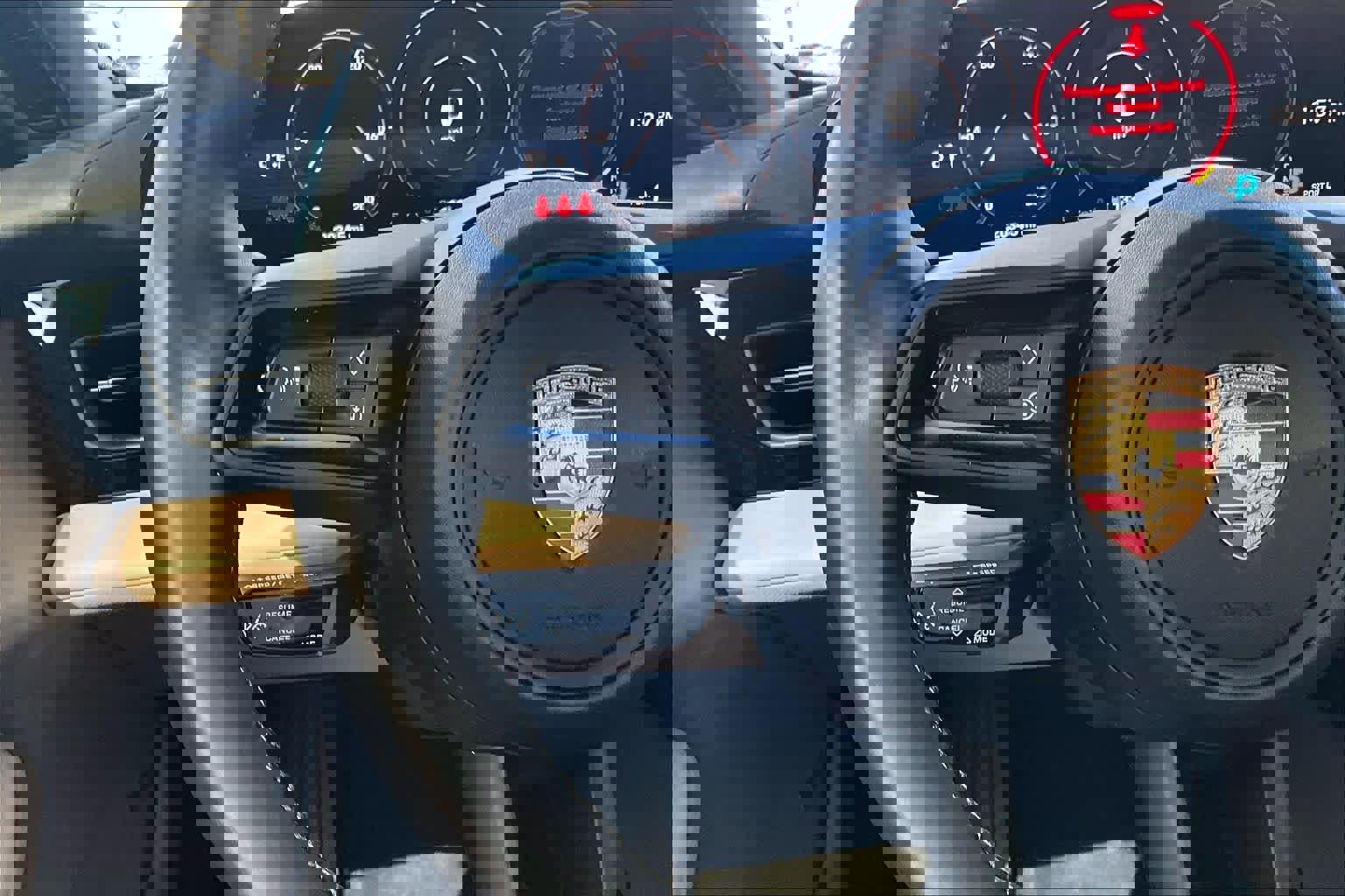 Used 2022 Porsche Taycan image 23