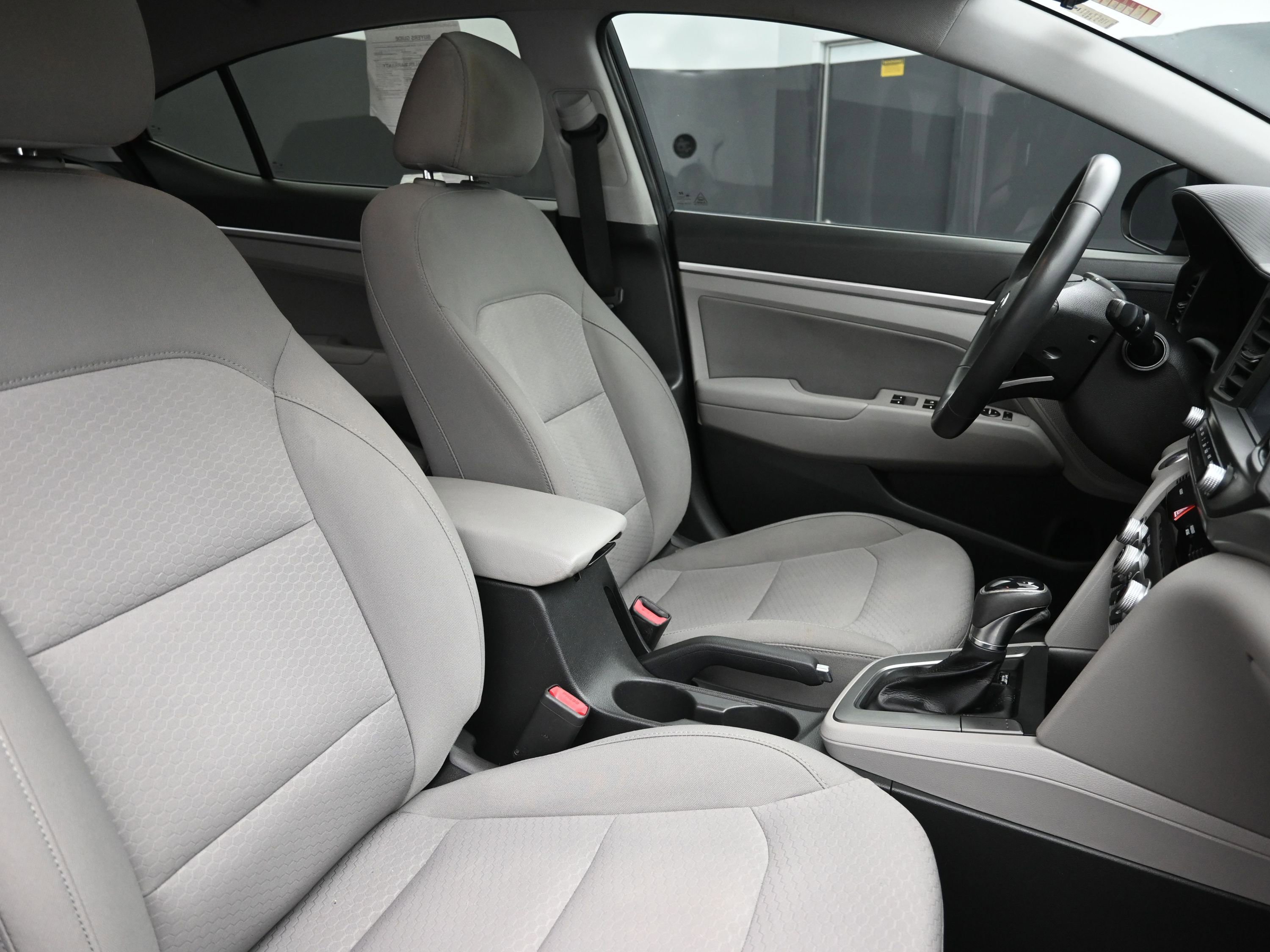 Used 2020 Hyundai Elantra Value Edition image 26