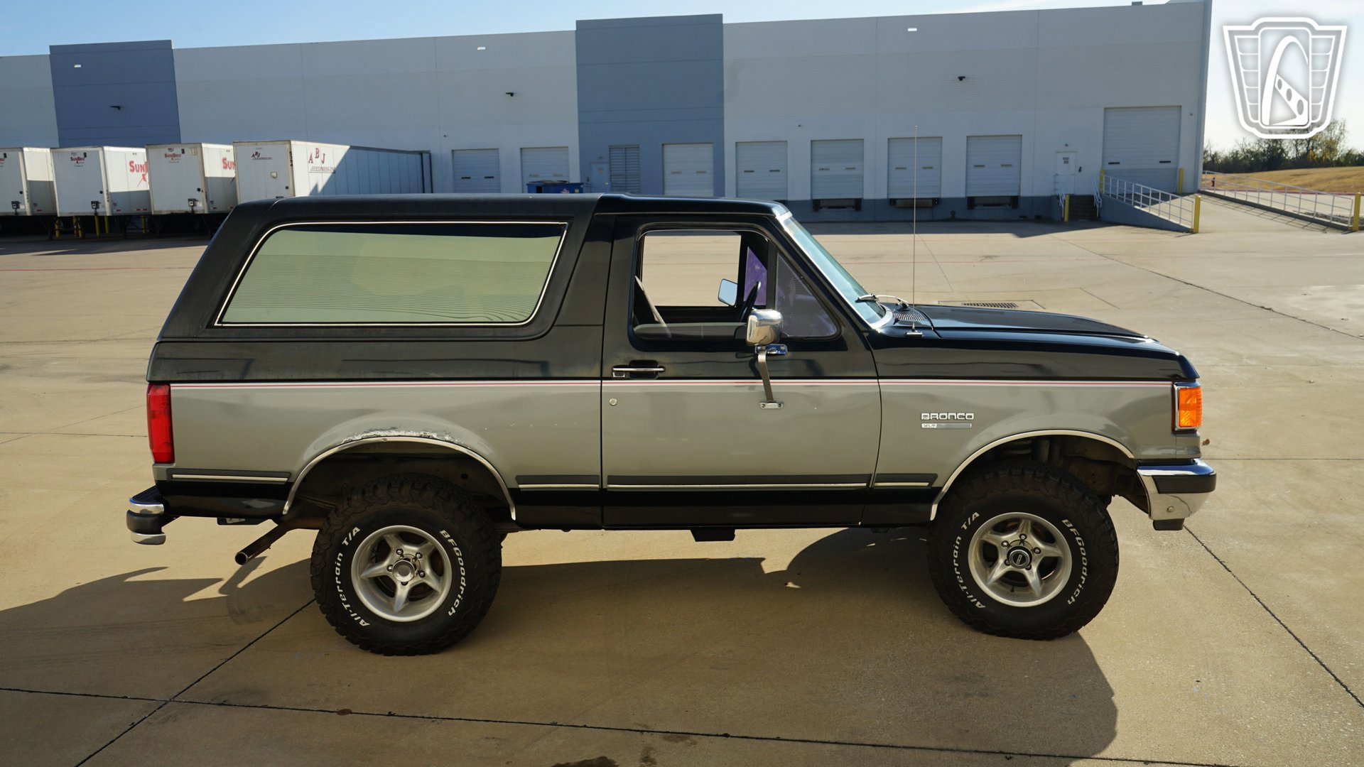 Used 1990 Ford Bronco AWD/4WD image 17