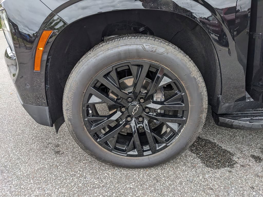 Used 2025 Chevrolet Tahoe Premier RWD image 38