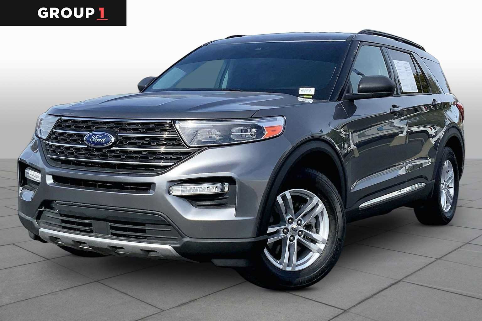 Used 2022 Ford Explorer XLT w/ Equipment Group 202A RWD image 1