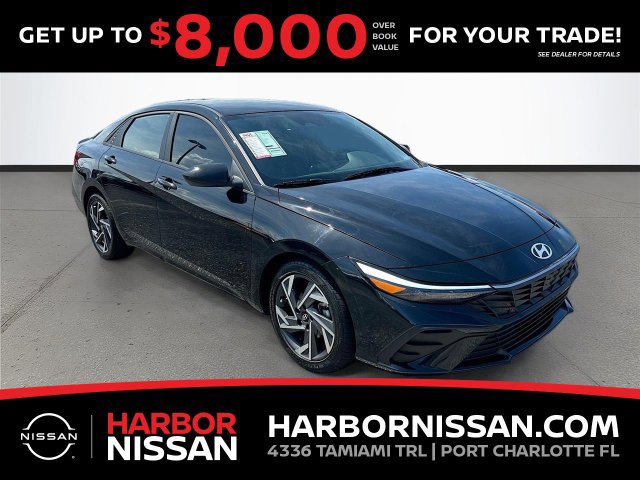 Used 2025 Hyundai Elantra Sport FWD image 1