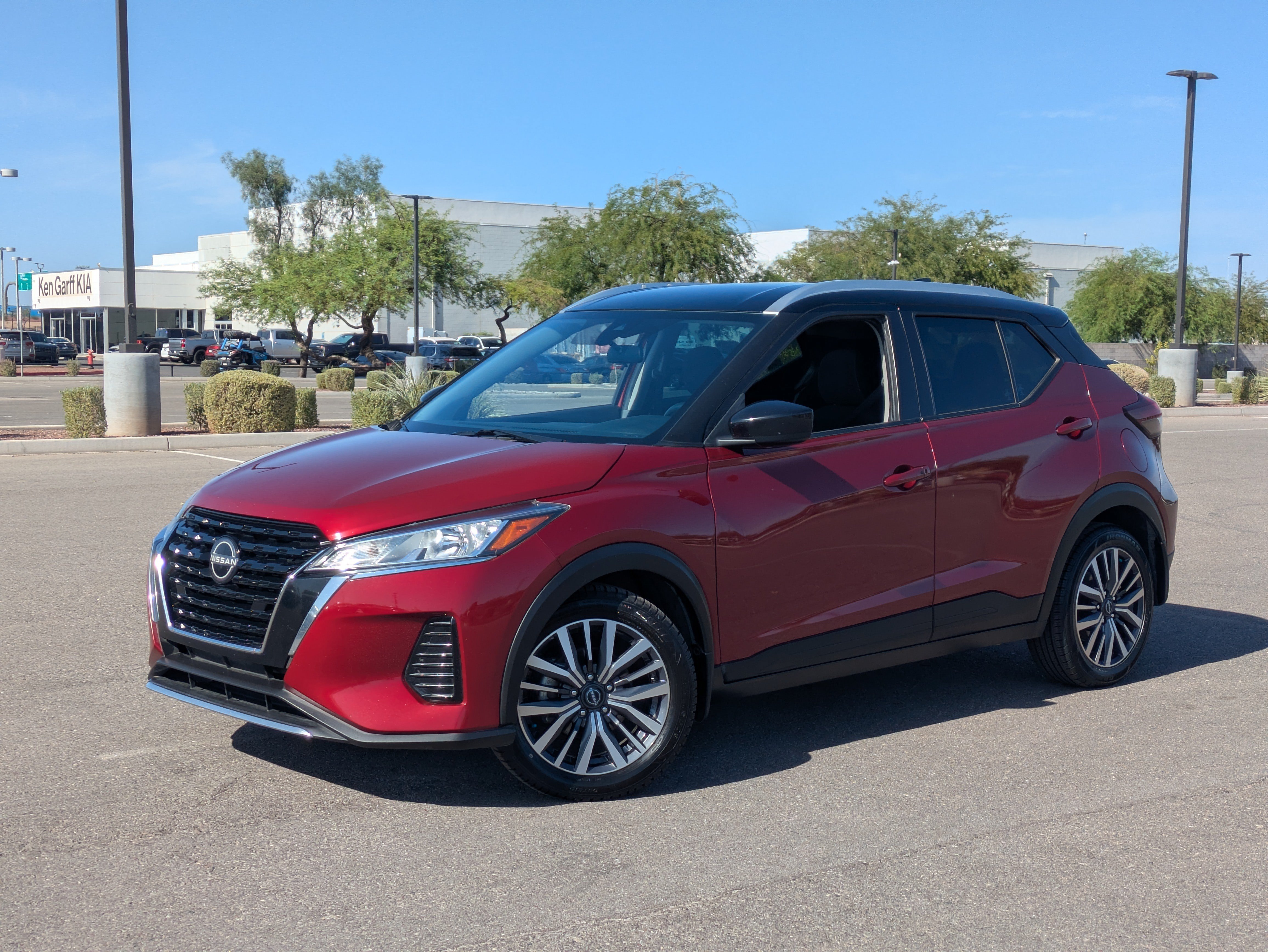 Used 2023 Nissan Kicks SV FWD image 32