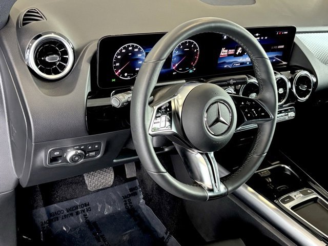 Certified 2025 Mercedes-Benz GLA 250 image 10