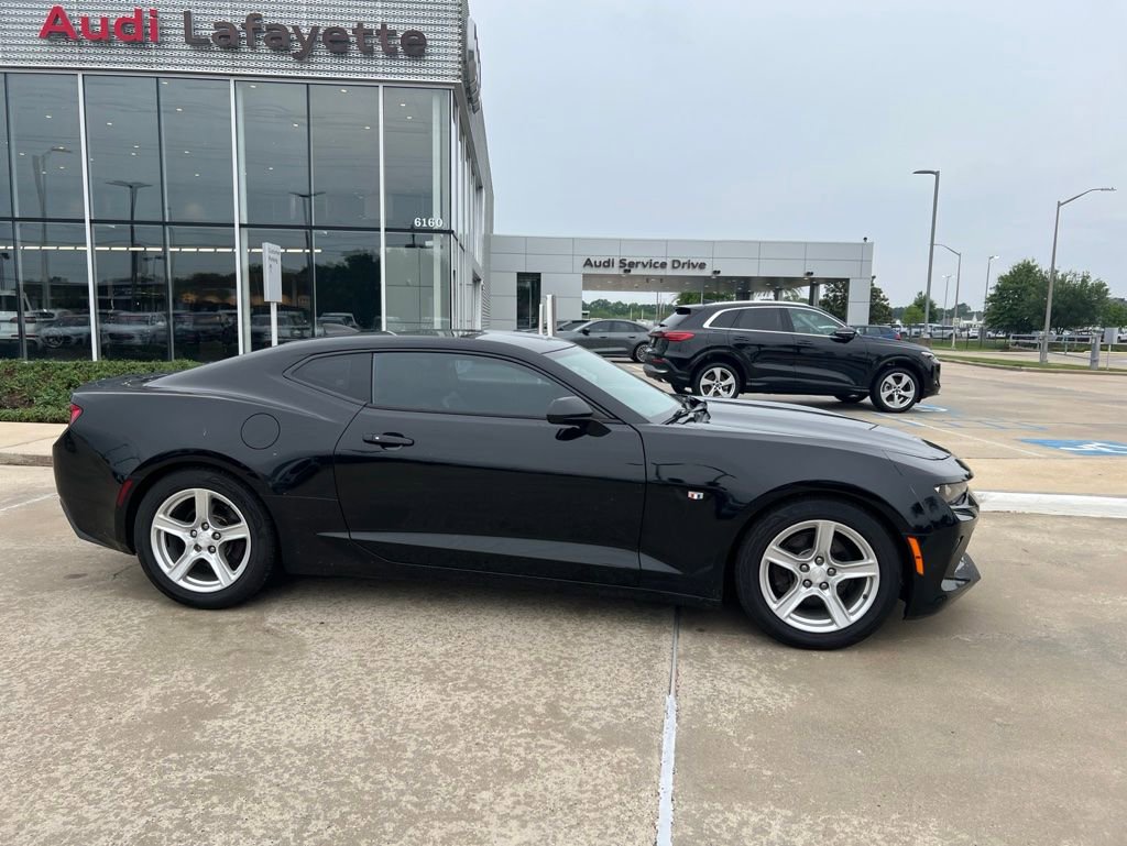 Used 2018 Chevrolet Camaro LS RWD image 4