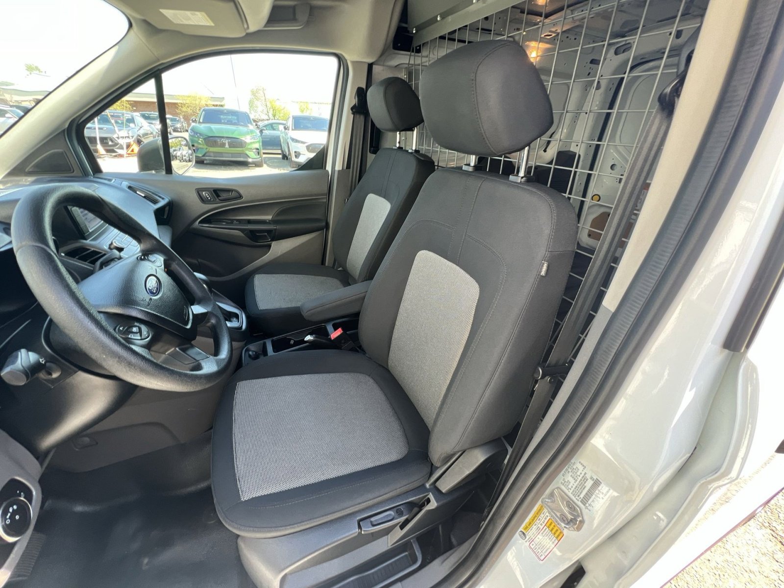 Used 2023 Ford Transit Connect XL image 13