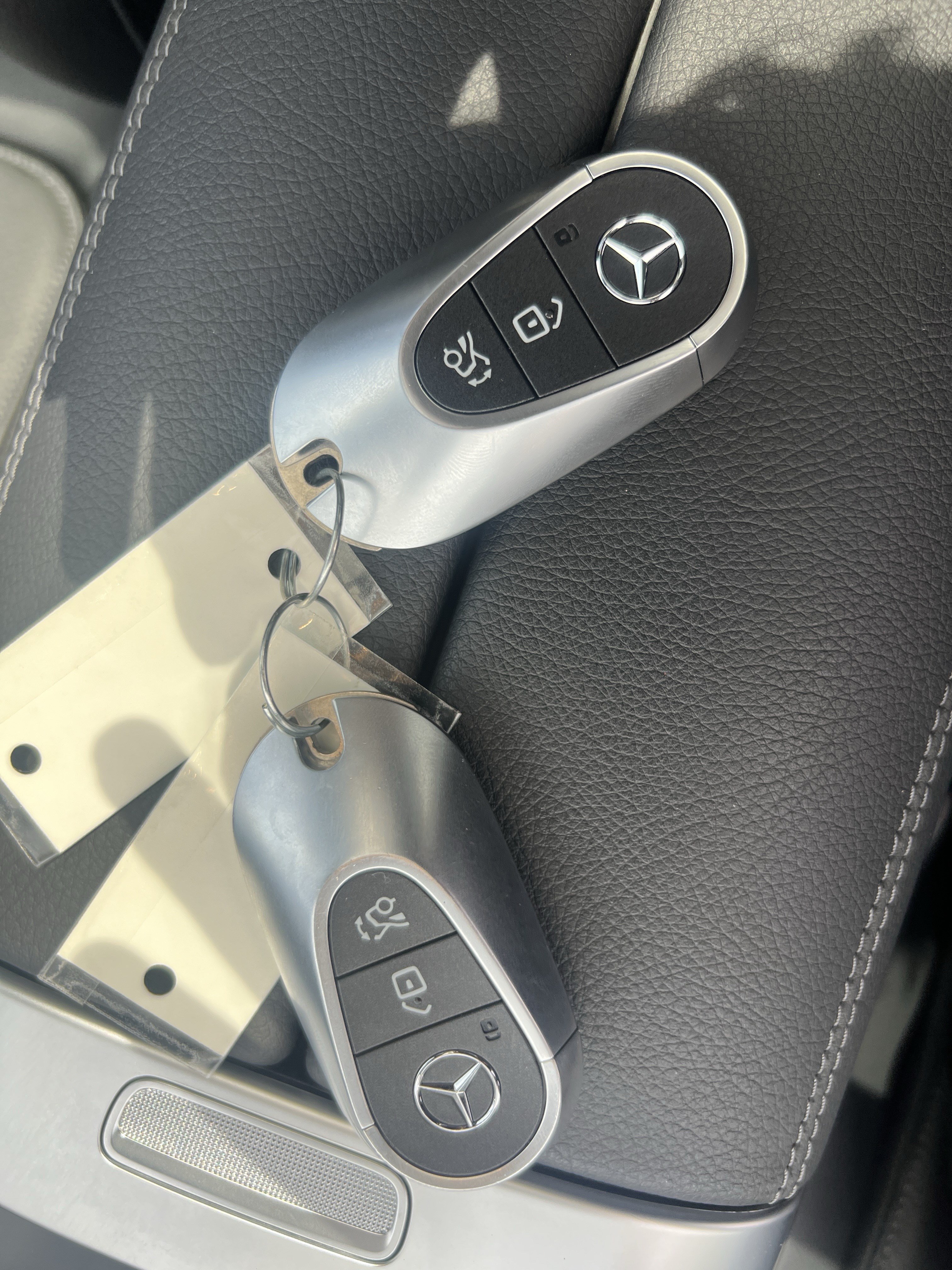 Certified 2025 Mercedes-Benz GLC 300 4MATIC image 38