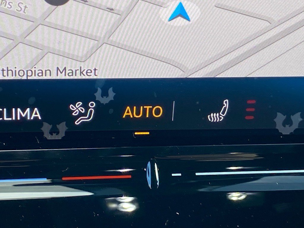 New 2025 Volkswagen ID.4 Pro image 9