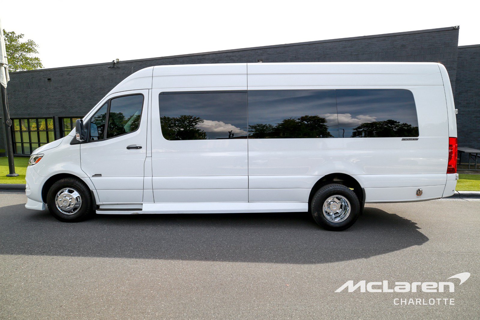 Used 2023 Mercedes-Benz Sprinter 3500 image 5