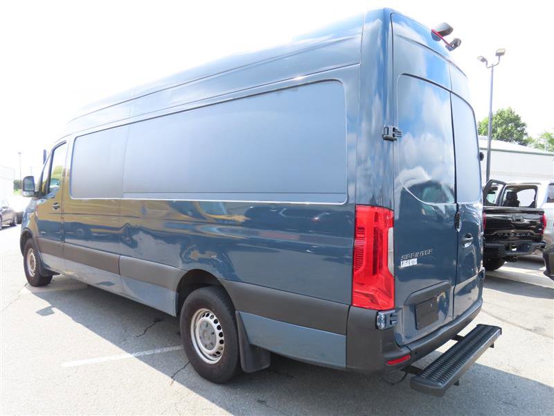 Used 2019 Mercedes-Benz Sprinter 170 image 11