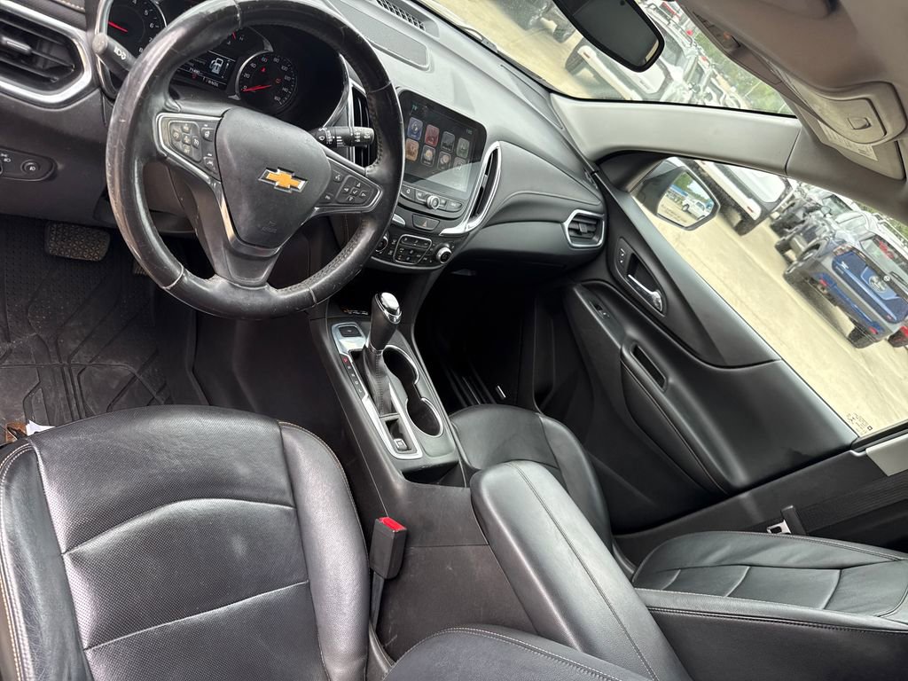 Used 2018 Chevrolet Equinox Premier image 24