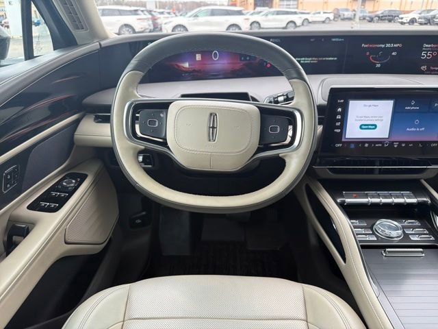 Used 2024 Lincoln Nautilus Premier image 18